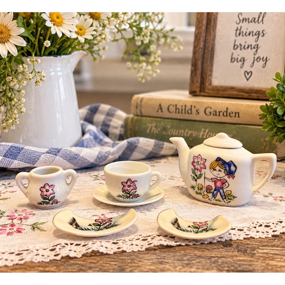 Vintage Dollhouse Miniature 9 Piece Tea Set Floral Teapot Cups Saucers